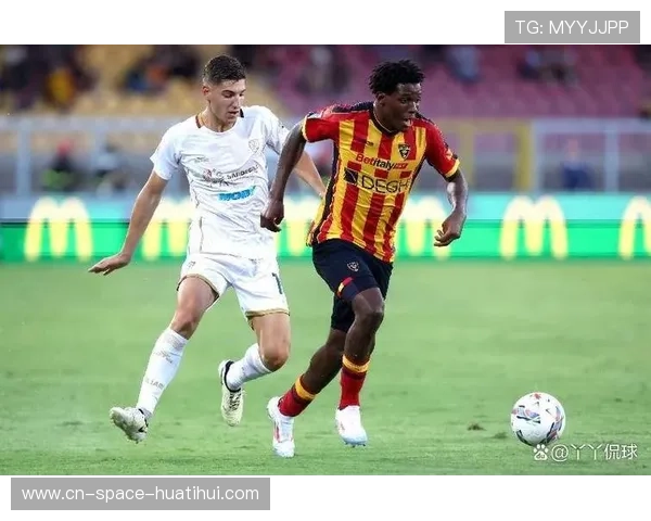 莱切2-0客胜卡利亚里：保级队爆冷跳出降级区